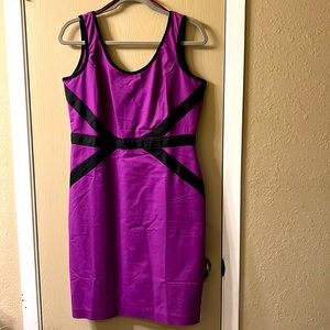 Women Worthington purple and black sleeveless dress